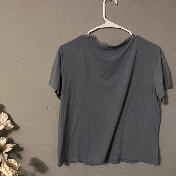 Light Blue Top - Picture 3 of 4